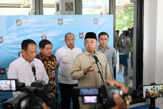 
					Menteri Nusron Ajak Kepala Daerah Galakkan Pasang Batas Tanah, Cegah Konflik Lahan!