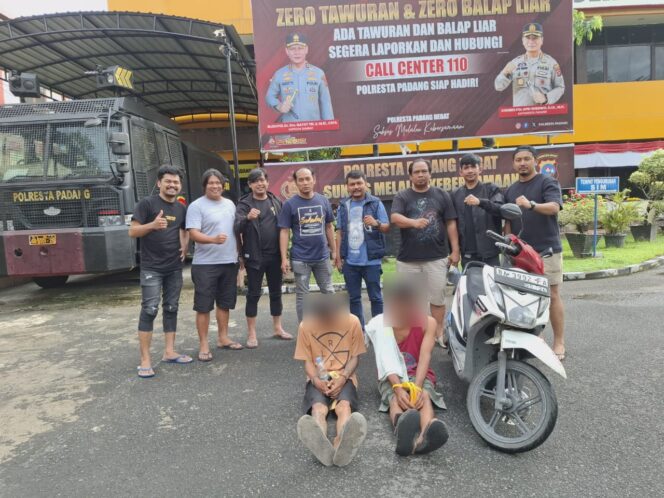 
					Rugikan Korban Ratusan Juta, Komplotan Pencuri Mobil Pikap Dibekuk di Padang
