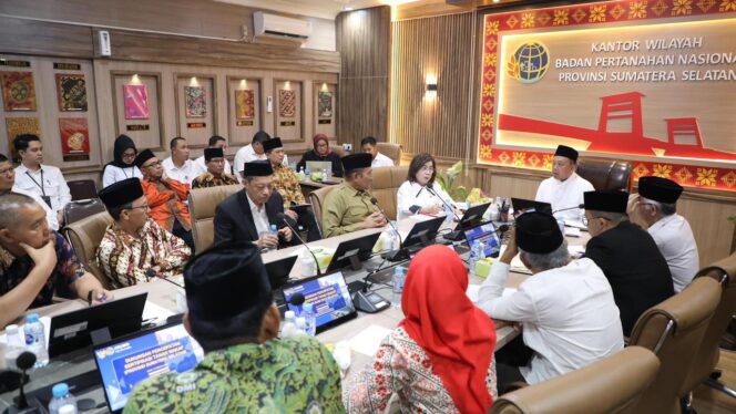 
					Menteri Nusron Ajak Organisasi Keagamaan di Sumsel Percepat Sertifikasi Tanah Wakaf dan Rumah Ibadah